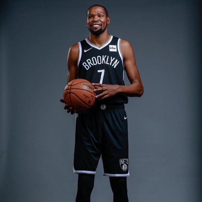 这一幕迅速 这一幕迅速